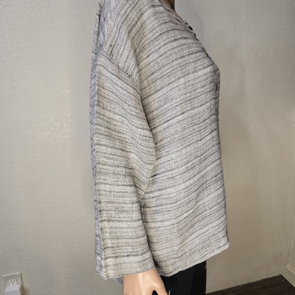 J Jill Top, Size Medium, Pure Jill Linen, Gray, Oversized Whit Pockets - Picture 5 of 10